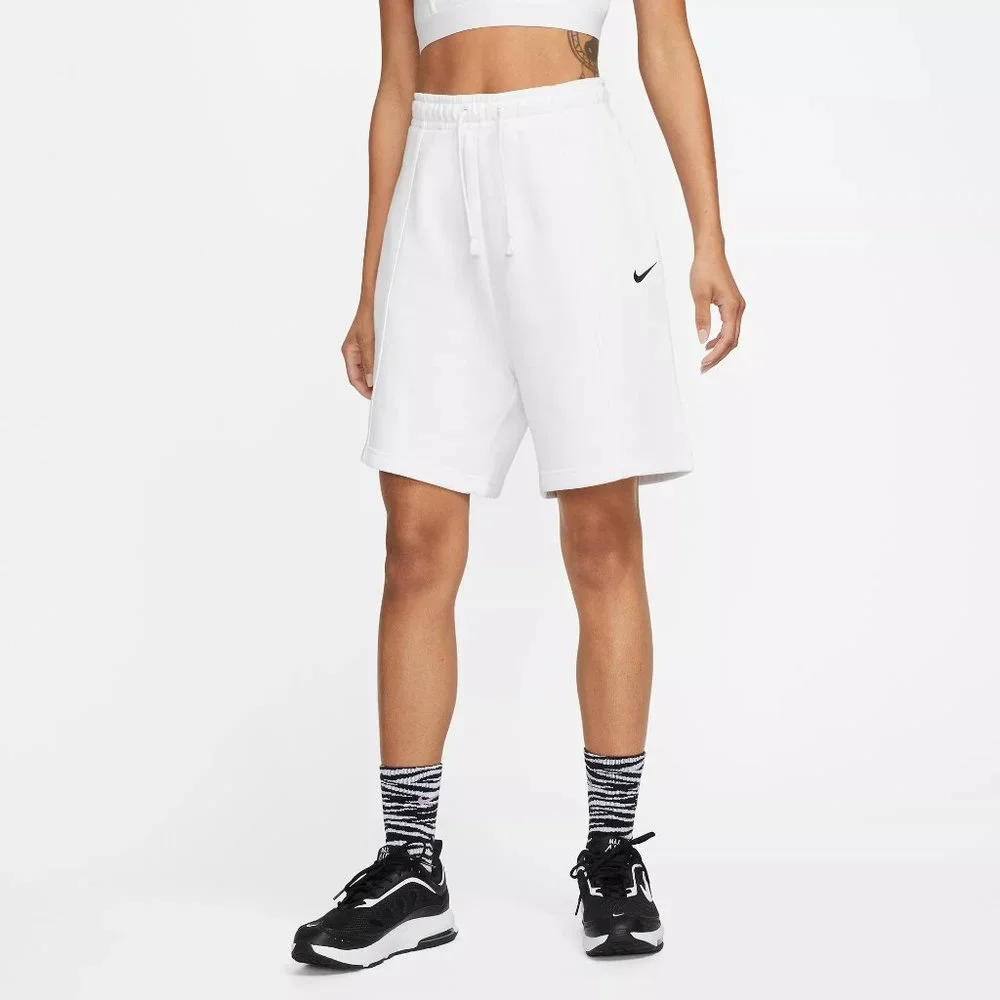 NWT Nike Women's Sportswear Essential Fleece High Rise Shorts - Picture 4 of 5